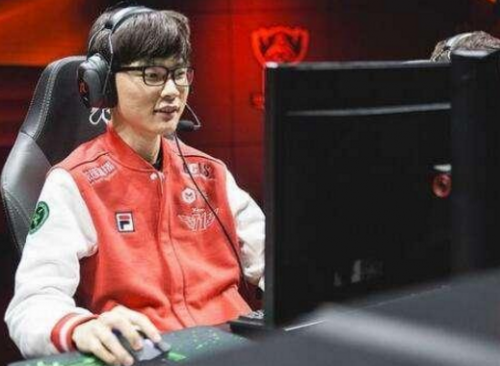 它不仅融合 它不仅融合