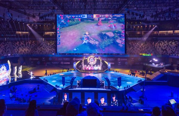 经跻身国际 经跻身国际