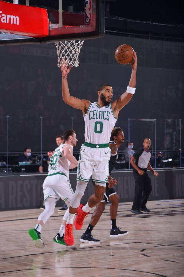 的角度看 的角度看