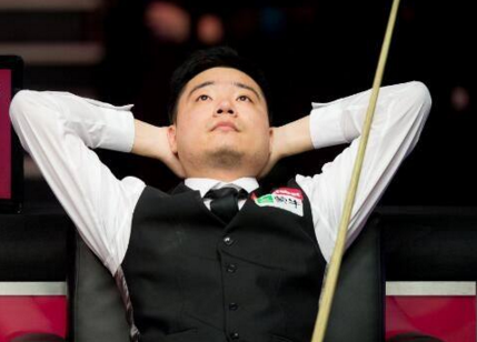 无论我在场 无论我在场