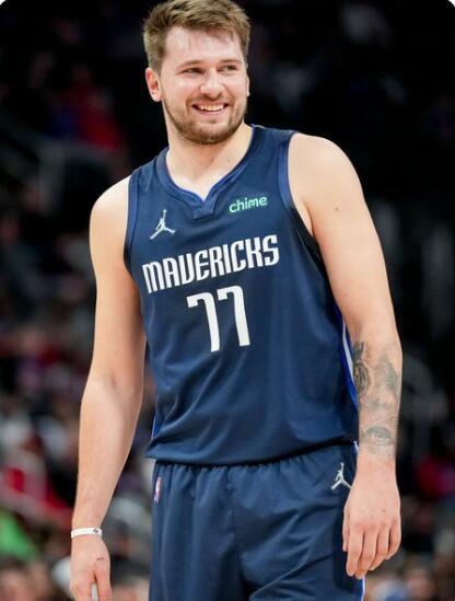 和航空公司 和航空公司