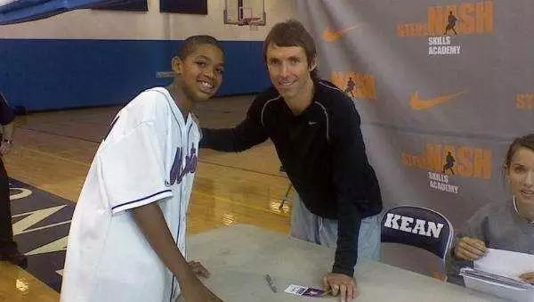 与此同时 与此同时